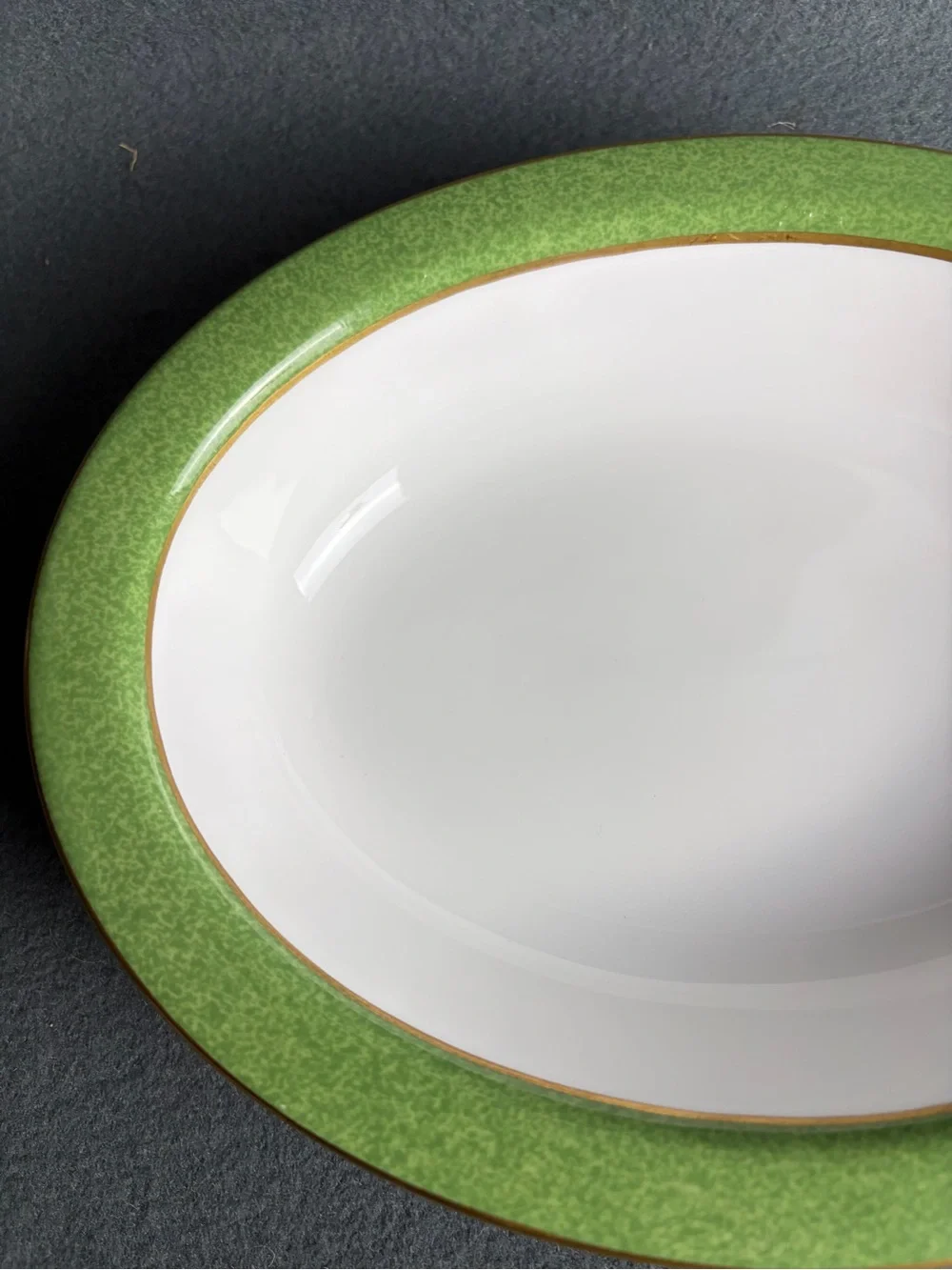 Spode Porcelain Oval Vegetable Bowl Y8570P Sutton Green White W/Green Gold Band